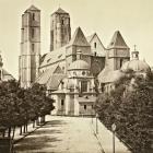 Lata 1870-1880, Południowy fragment placu Katedralnego z archikatedrą św. Jana...