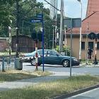 Mieszkańcy alarmują - uszkodzona rogatka na przejeździe kolejowym (Wrocław Kuźniki)...