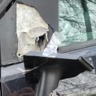Nietypowa nauka jazdy. Pijany naprawiał auto taśmą klejącą  Autor: Policja Dolnośląska