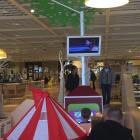 Telewizor w restauracji - Ikea w Bielanach Wrocławskich  Autor: ml