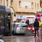 Wrocław: Taksówka zderzyła się z tramwajem i wpadła do wykopu  Autor: Pomoc Drogowa...