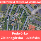 Pijaczków ze Szczepina często spotkamy na tym podwórku niedaleko tzw. rynku...