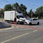 Wrocław: Wypadek na pl. Bema. Utrudnienia dla kierowców i pasażerów MPK  Autor: k