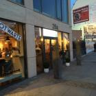 Nadodrze Cafe Restro Bar. To miejsce niezwykłe. Mieszają się tu nowoczesne trendy...