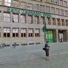 Ten budynek zna każdy wrocławianin  Autor: Google Street View