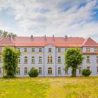   Dom Seniora "Magdalenka", ul. Sprzymierzonych 11, 57-340...