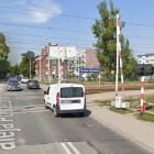   ALEJA POPRZECZNA  

 To ulica, kt&oacute;ra stoi w wiecznym korku. Szlabany na...