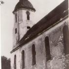Jeszcze po wojnie długa stała bryła całego kościoła
