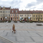  Patrole Straży Miejskiej można r&oacute;wnież spotkać na  rynku Psiego Pola ....