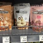  Daktyle z migdałami w r&oacute;żnych smakach - 15 zł/op. 
