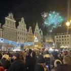 Tak wrocławianie spontanicznie witali na Rynku rok 2024