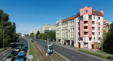 Legnicka we Wrocławiu zamieniła się w nocny tor wyścigowy. „To po prostu tortura”