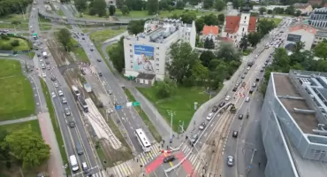 Korki do centrum po zmianach na Traugutta. Kierowcy z Księża stoją podwójnie