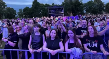 Trzy dni koncertów pod Wrocławiem. W zabawie nie przeszkodziła nawet burzowa pogoda  