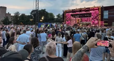 Koncert „Wrocław Przyszłości”: tak Wrocławianie bawili się na pl. Wolności. Zobacz zdjęcia!