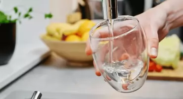 Dlaczego kranówka inaczej smakuje na różnych osiedlach? MPWiK odpowiada