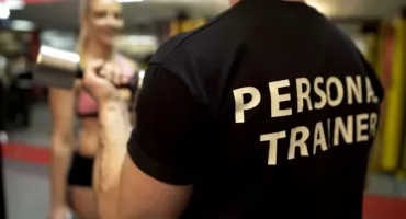 Trener personalny aresztowany. Klienci siłowni zaciągali kredyty, by wejść z nim w interes