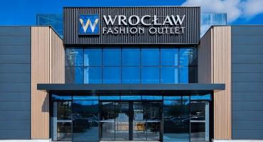 Remont wieży i nowe restauracje. Trwa przebudowa Wrocław Fashion Outlet
